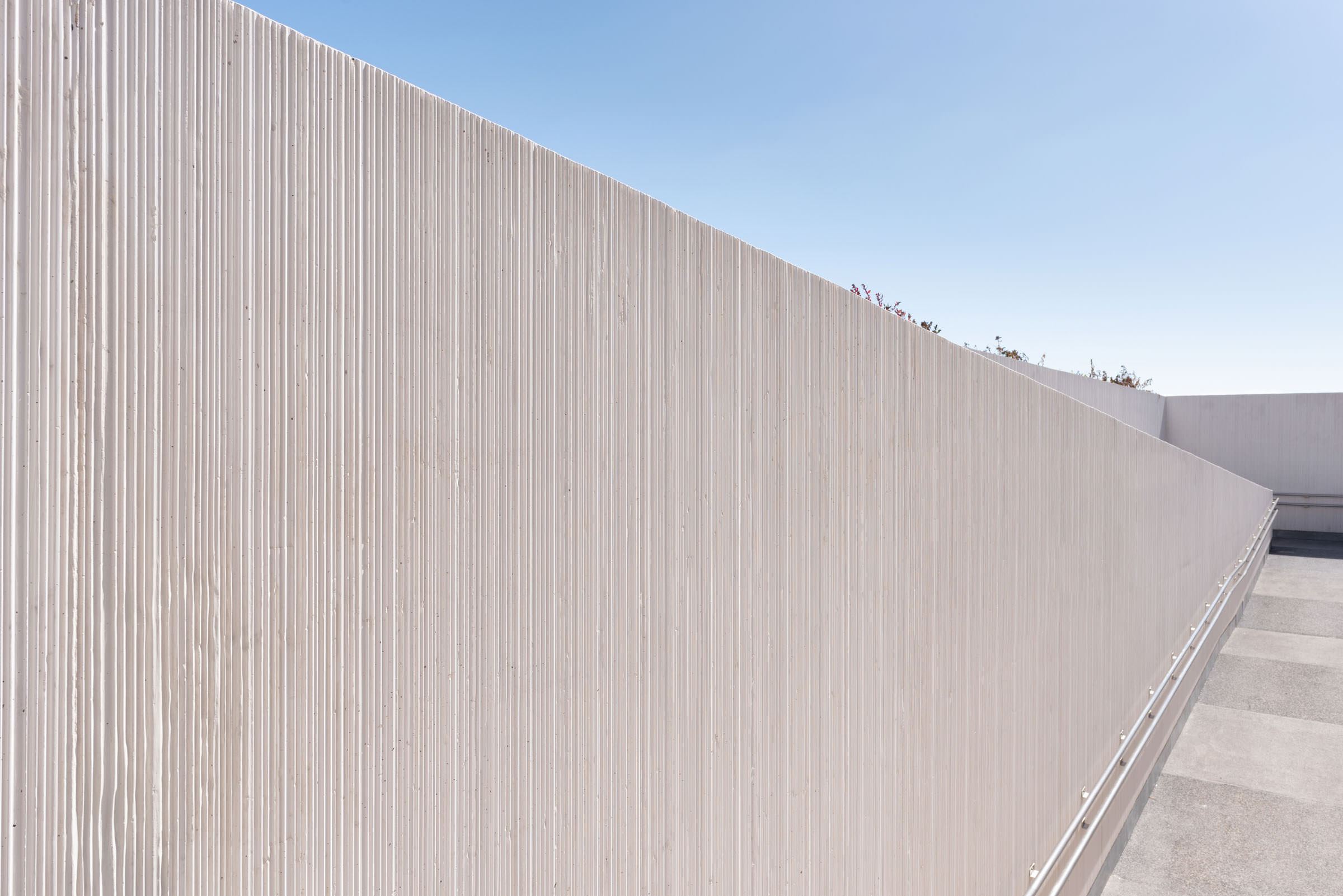 Fotografía del proyecto Edificio CIBICAN realizada por Joaquín Ponce de León