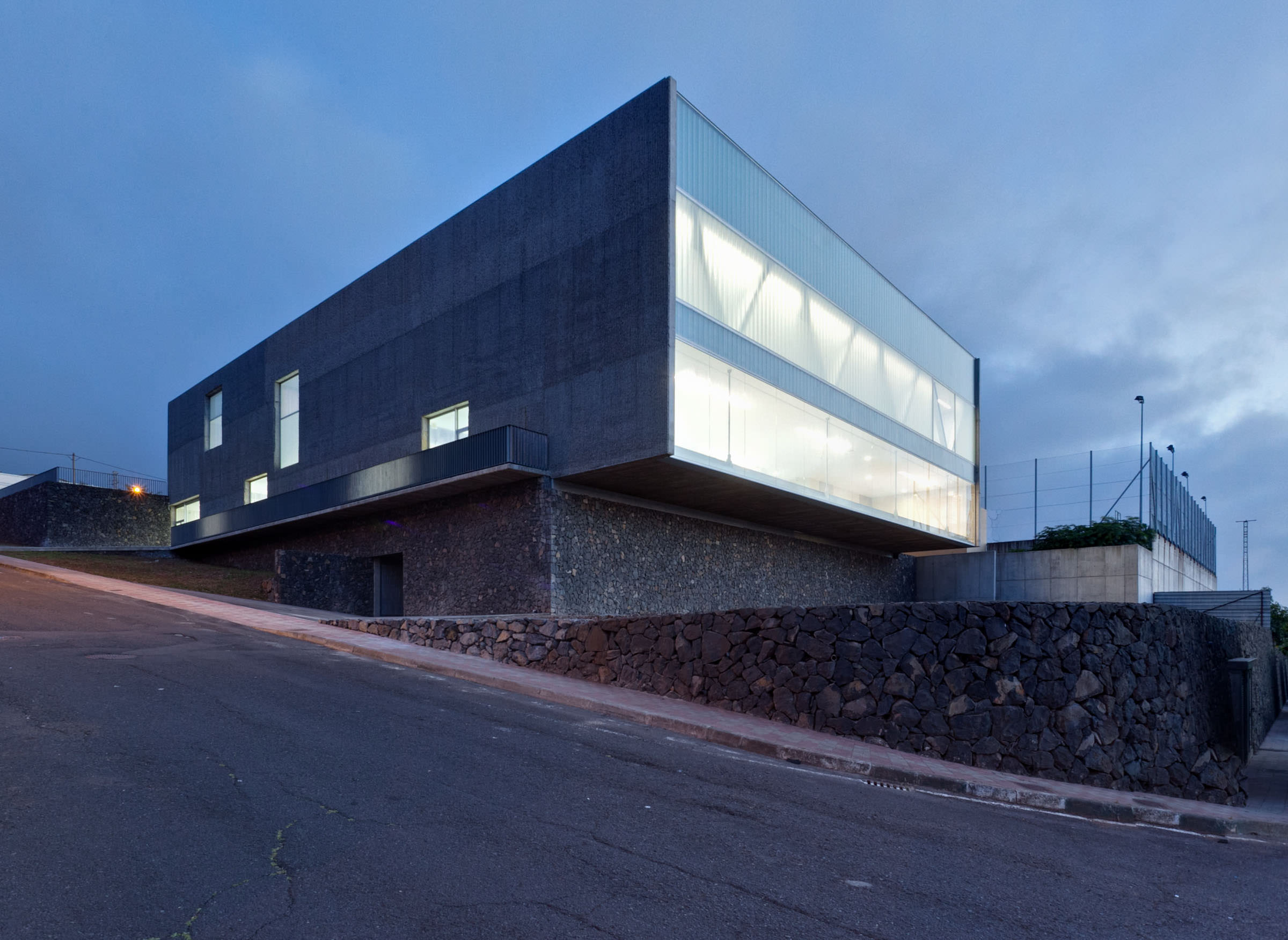 Fotografía del proyecto Centro deportivo Tacoronte realizada por Joaquín Ponce de León
